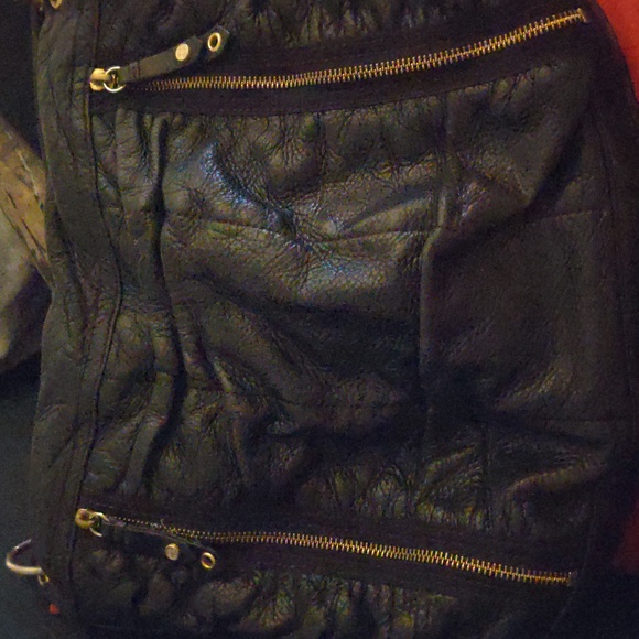 Black leather full zip Cole Haan purse - Picture 2 of 7